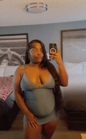 Tuscaloosa Female Escort — favorite double D cups - 1