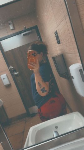 Oklahoma City Outcall Female Escort — Big Booty, Wet Kitty (No Anal) - 1