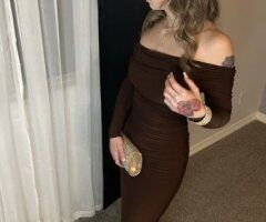 San Diego escorts - San Diego Milf Escort — Outcall Deposit Options