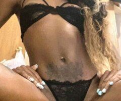Detroit escorts - Deep Throat & Waterfalls — Outcall Only