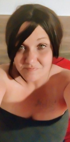 East Stockton 40-Year-Old Female Escort — Hazel Green Eyes, Black Hair, Triple D - 1