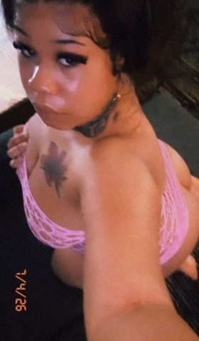 Savannah Friday Specials With FaceTime Verification - 1
