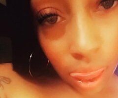 Pretty Brown Eyes Creamy Thighs Female Escort in the San Fernando Valley - Image 4