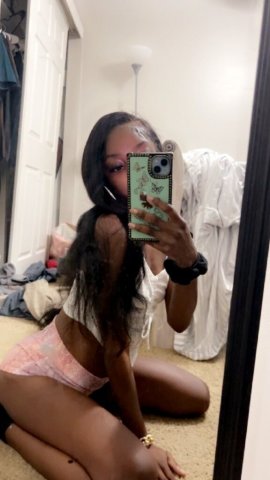 Petite Outcalls & FT Shows in Savannah — Play With Me for Only $21 - 1