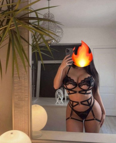 Hot Latina Full Service Female Escort — LA 20 - 1