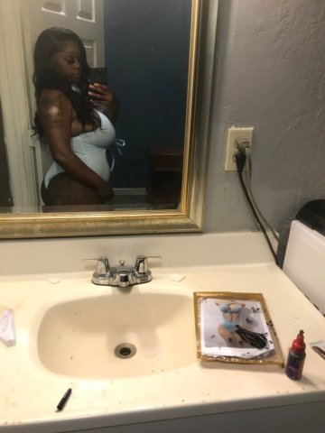 Nikki — Big Titty Escort with Throat Goat Services - 1