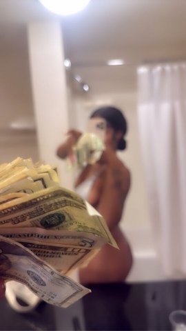 Tulsa Female Escort — tall, slim, caramel complexion, fetish-friendly car dates + party hangouts - 1