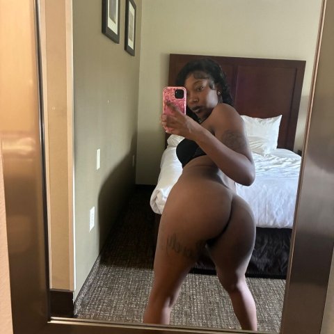 Slim Petite Baddie — Incall Only - 1