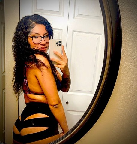 Houston Female Escort — Incall/Outcall, No Photos - 1