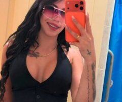 Latina de 23 años en Miami — elegante y femenina - Image 3