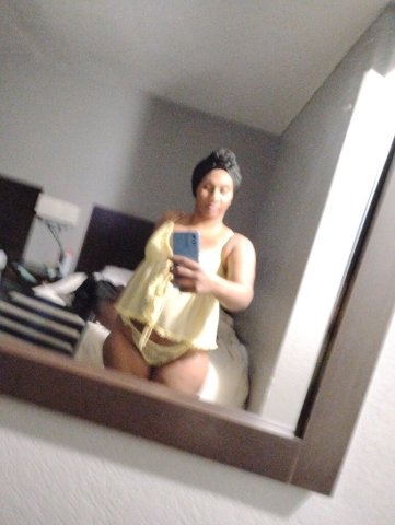 Beaumont Female Escort — quick, discreet meet - 1