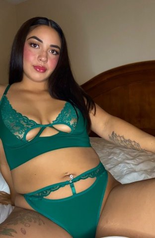 Lucky (26) — Seattle Companion Escort (text booking) - 1