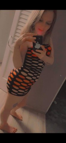 Norfolk VA Female Escort — Incalls & Outcalls - 1