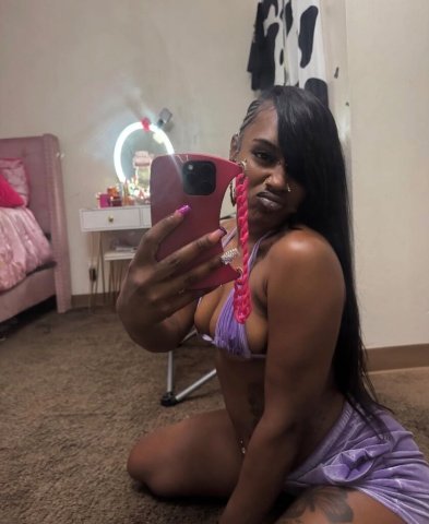Pittsburgh Female Escort — In-call & out-call sessions, $200 minimum - 1