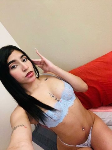 Karla, 25 — Venezolana Female Escort in Bronx, New York - 1