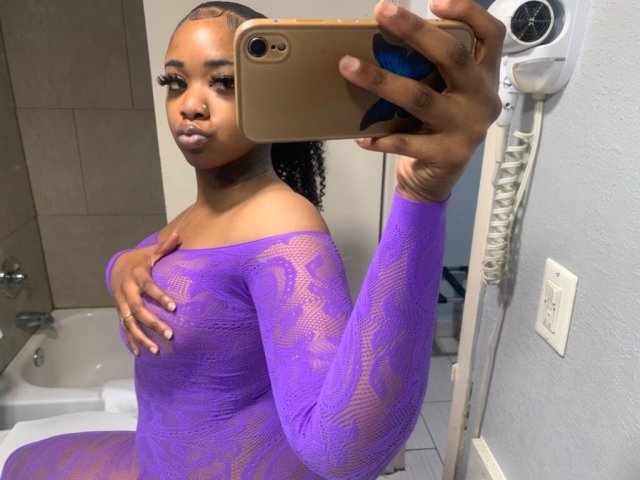 Memphis Female Escort — Ava, outcalls and incalls with video verify - 1