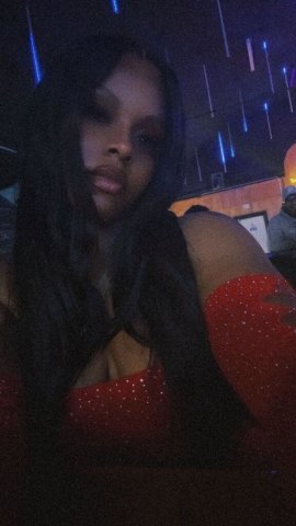 Sasha (Seductive Sasha) — Milwaukee Female Escort (Fetish Friendly, Facetime) - 1