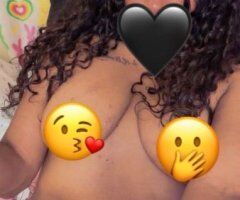 Hermosa Latina de 24 — Papi Real - Image 2