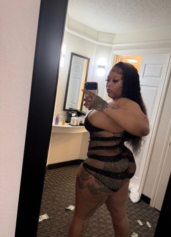 Long Beach CA 2-Girl Thick Wet Provider — 150+ Dates, Fetishes Welcome - 1