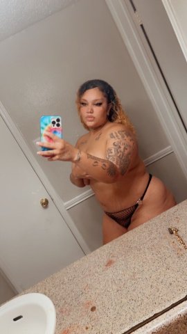 Tyler, Texas Exotic Babe Text Me — Half Hour & Hour Specials - 1