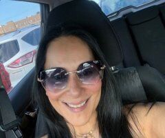 San Francisco escorts - Sweet, friendly lady — a little spice for meeting up
