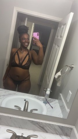 Madison Female Escort — In-calls/Out-calls, Creampie & Squirt Specials - 1