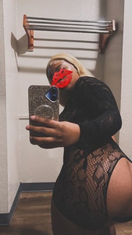 Mobile Female Escort — Incalls & Outcalls - 1