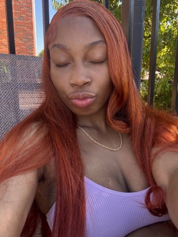 Kansas City Outcall Tonight Near Oak Park Mall — Young Slim-Thick Female Escort - 1