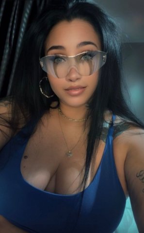 Panama City Latina Escort — 40, Long Hair - 1