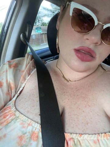 Female Escort in Colorado (Rockies) — Incall or Hotel Outcall, Video Calls - 1