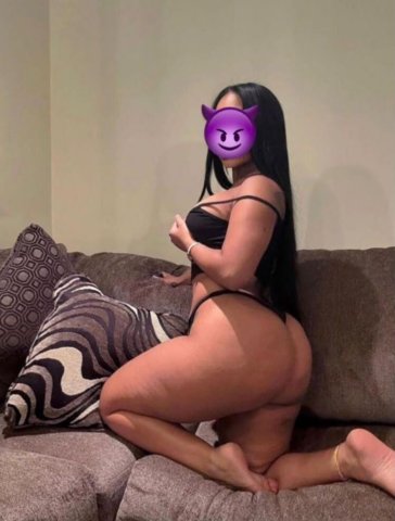 Hi Daddy — New Girl in North Jersey, Sexy Extras - 1