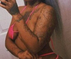 Shreveport Redbone Escort — 5'4 - Image 2