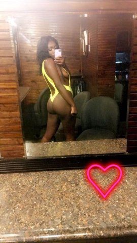Petite Haitian Baddie — Massage & Spa Services, Foot Fetish Friendly - 1