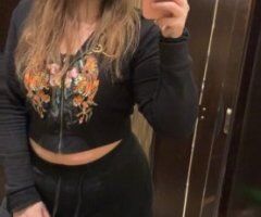 Reno, Nevada Female Escort — Dinner dates, private outings, back rubs - Image 9