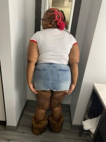 Scranton Female Escort — Carplay/“The Real Glizzy Globber” - 1