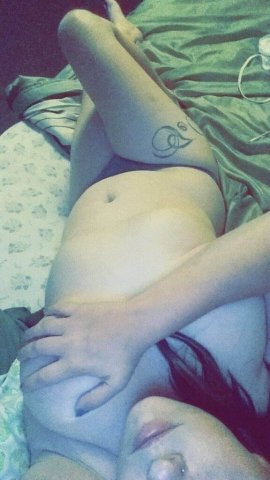 Young Female Escort in Mobile, AL — Incall, Outcalls, Car Fun & Content - 1