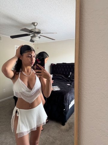 Petite Female Escort in Tampa — Outcall/Incall, FT Shows - 1
