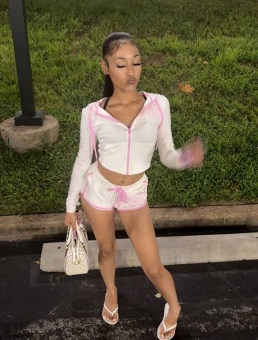 St. Louis Female Escort — Video Verification, Outcalls & Incalls - 1