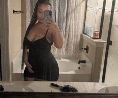 Dallas MILF Escort — 2 Girl Special + Facetime Shows - Image 4