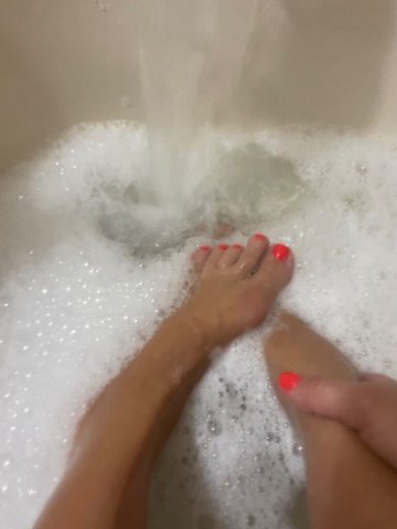 Miss Abbi (36) — Massage at her south St. Louis home (incall only) - 1