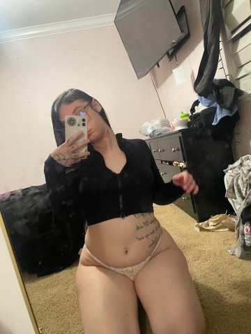 Lina in Santa Cruz — Female Escort (GFE, FaceTime verify) - 1