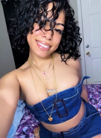 Athens GA Dream Queen for Hookup — Incall/Outcall & Car Fun - 1