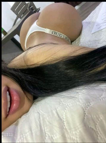 Latina estrecha y mojadita — joven flaquita disponible 24/7 - 1
