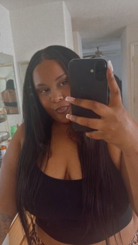 Honey — Nuru Massage, Foot Jobs, Twerk Shows & Deep Throat - 1