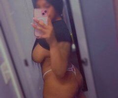Philadelphia escorts - Philadelphia Outcalls — Real Slim-Thick Female Escort (Juicy Throat Skills)