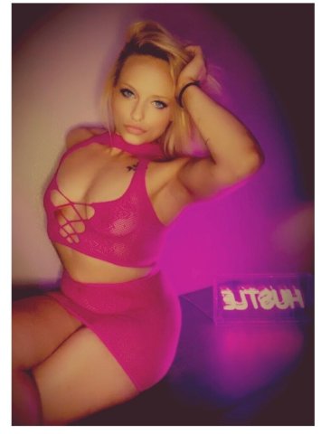 Vibrant Nashville Woman — Vaginal Services - 1