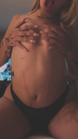 Pretty & Petite 19 Female Escort in Elko, Nevada - 1