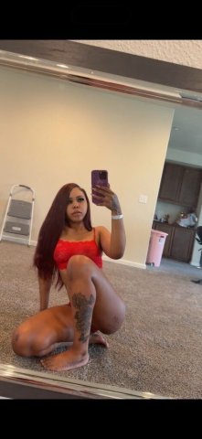 San Francisco Petite Yellow Outcall — Face Time & Google Meet Verified - 1