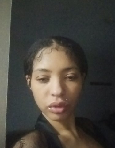 Cleveland Female Escort — outcalls with car dates, deposit required - 1