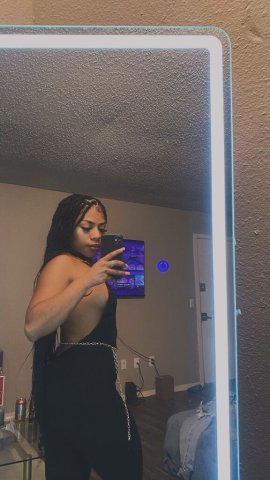 Petite Latina Outcall-Only Female Escort (Oklahoma City, OK) - 1